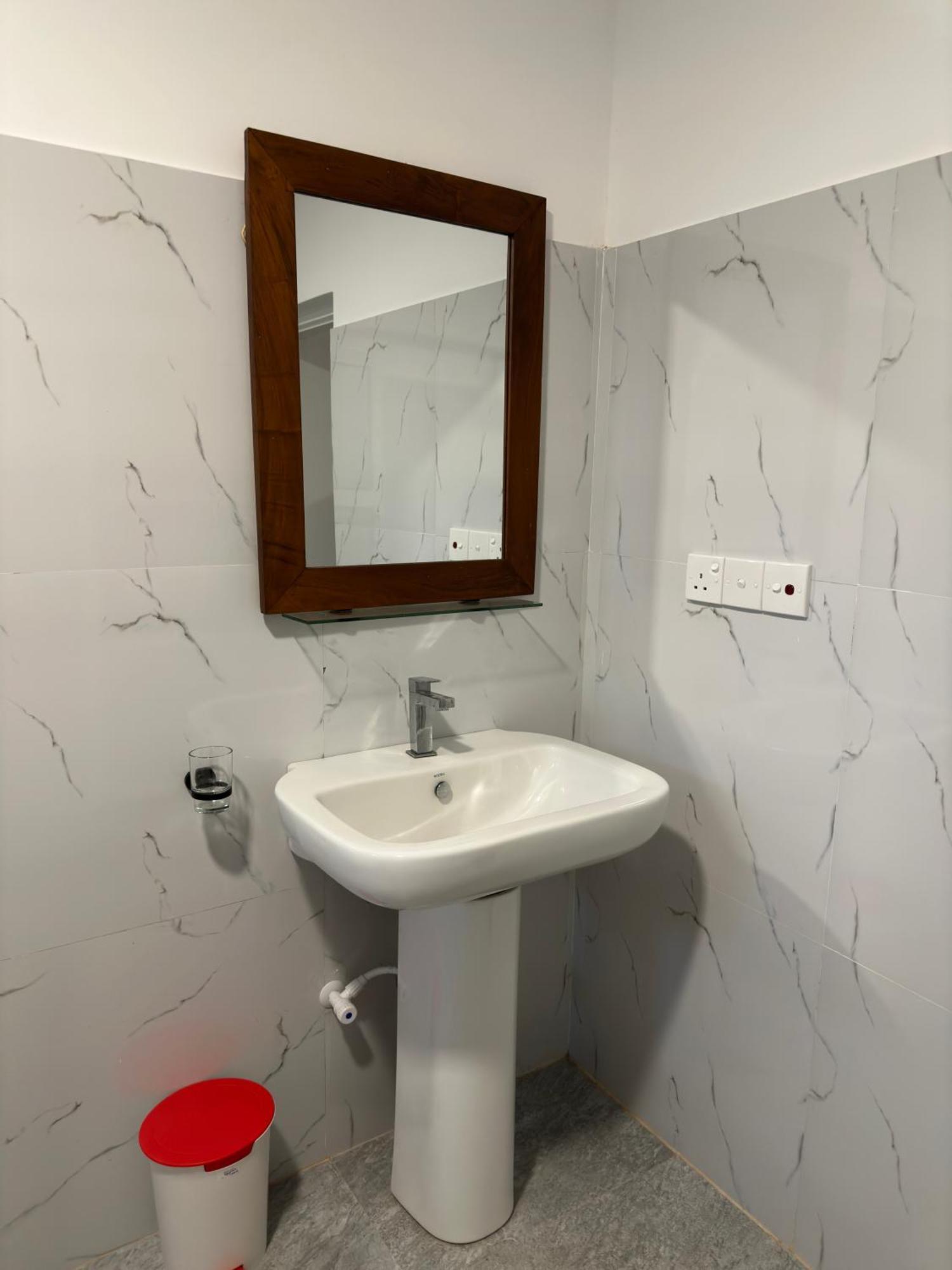 Villa 95 ديكويلاّ تين المظهر الخارجي الصورة