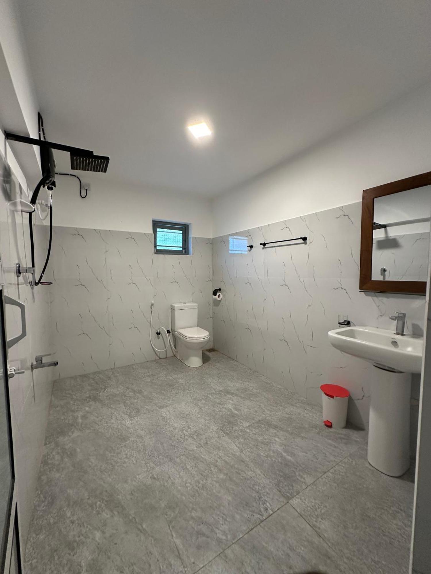 Villa 95 ديكويلاّ تين المظهر الخارجي الصورة